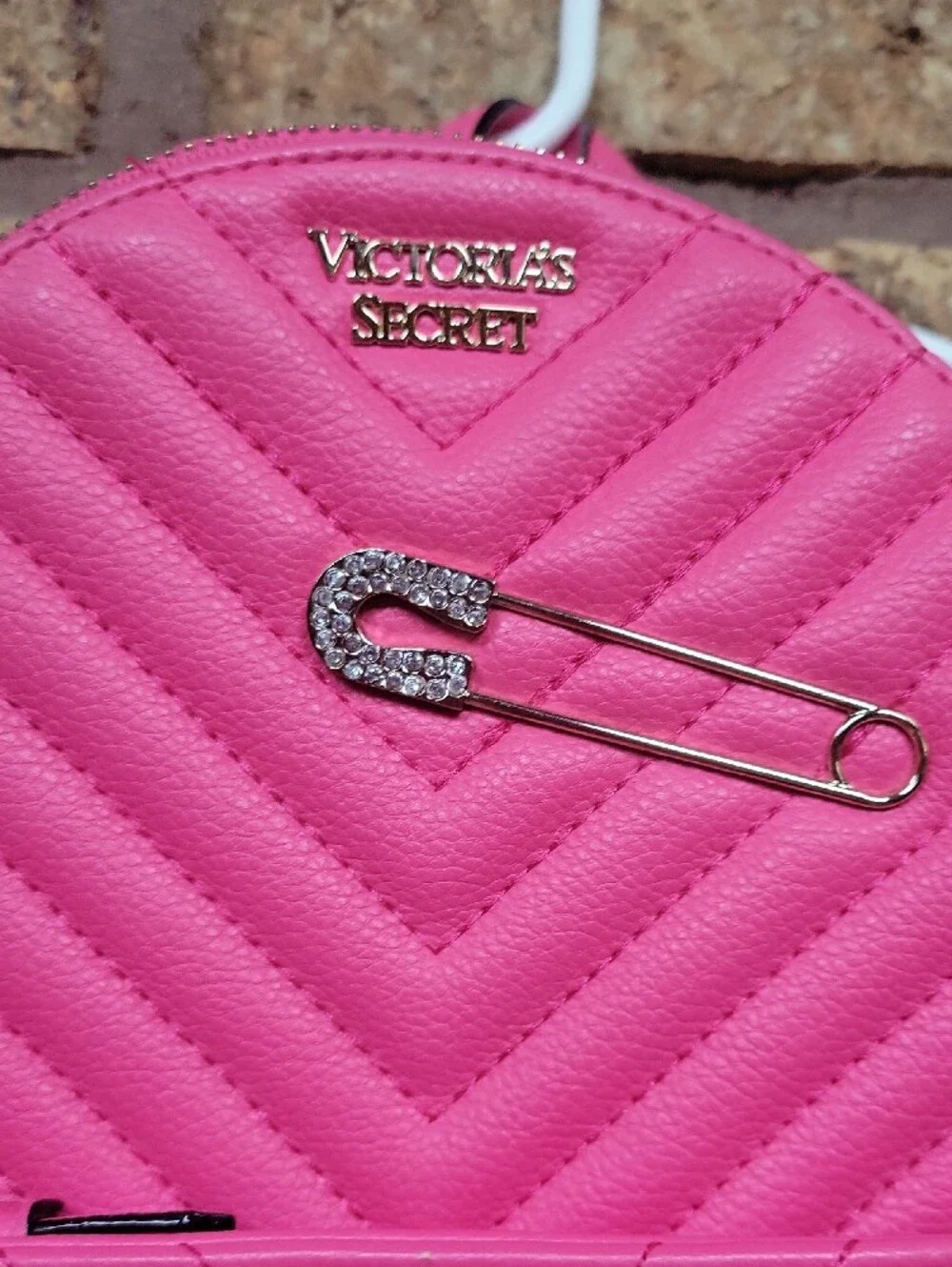 Victoria's Secret Hot Pink Quilted Mini Backpack Lip Patch Safety Pin & Logo - Picture 5 of 12